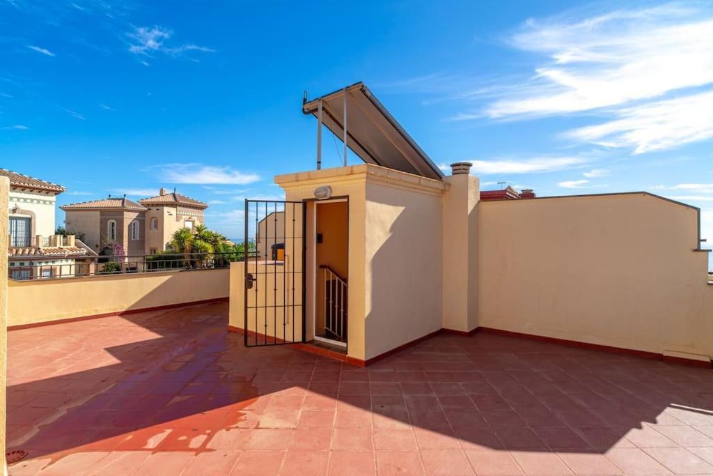 Adosado Con Vistas Al Mar Desde La Piscina Con Bbq Villa เบเลซ-มาลากา ภายนอก รูปภาพ